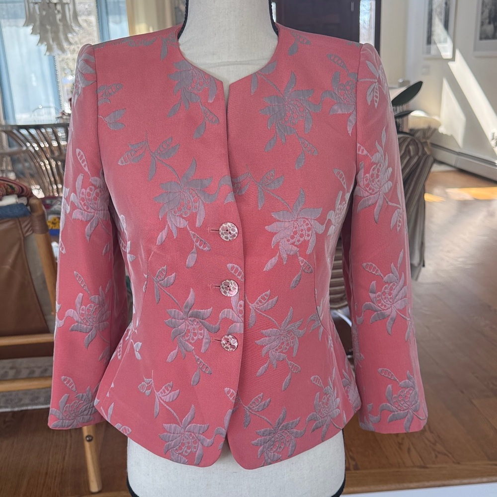 Armani Collectioni Elegant Pink Floral Women's Jacket